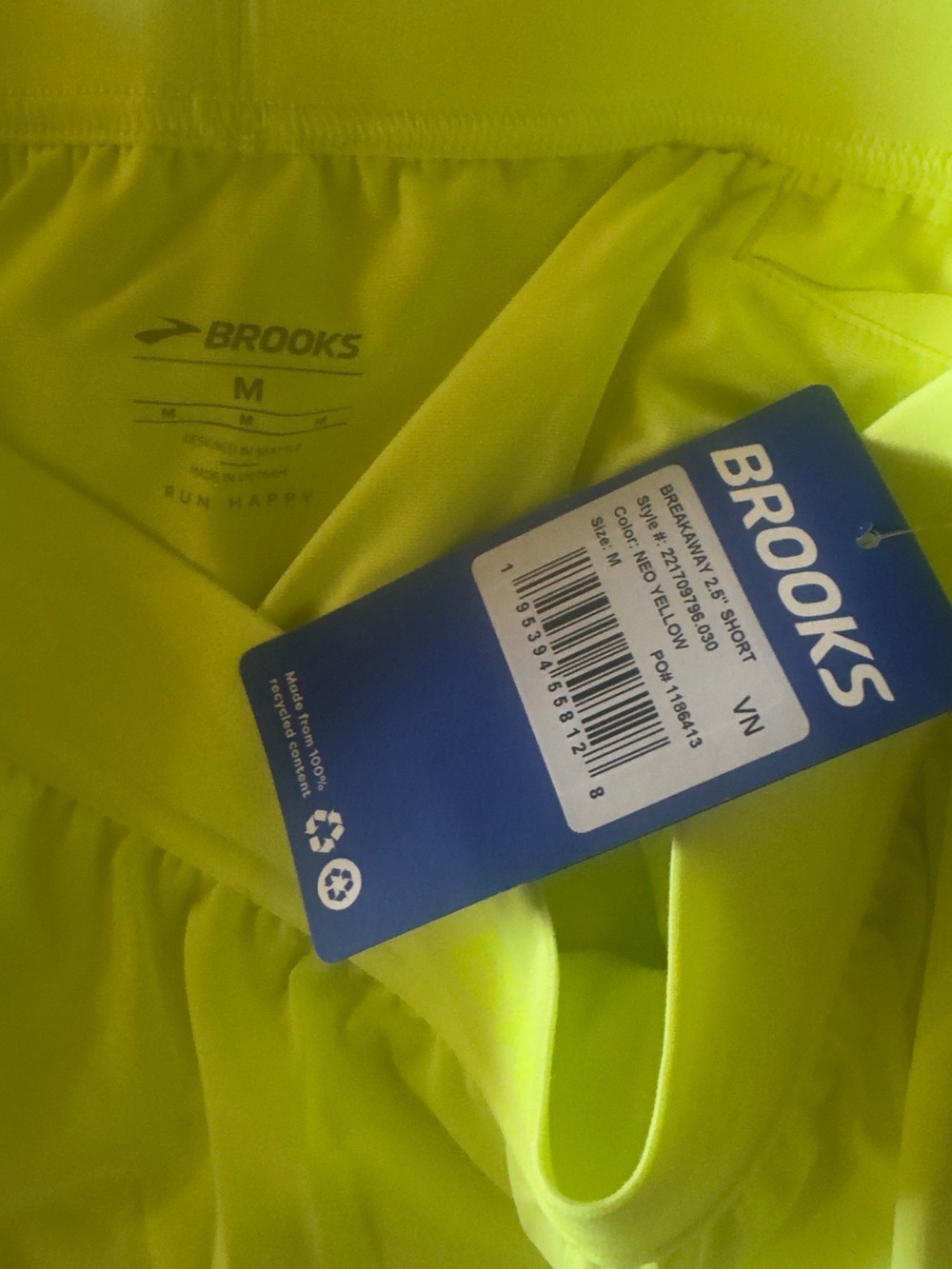 Brooks Women's Breakaway 2.5" Shorts size M NWT - Picture 2 of 9